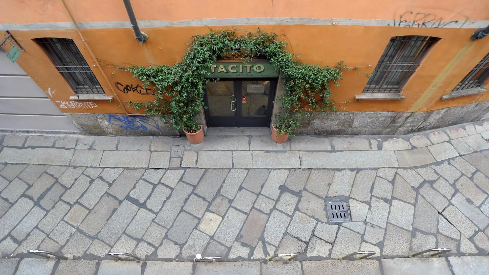 Lanzone Apartment Milan Italy