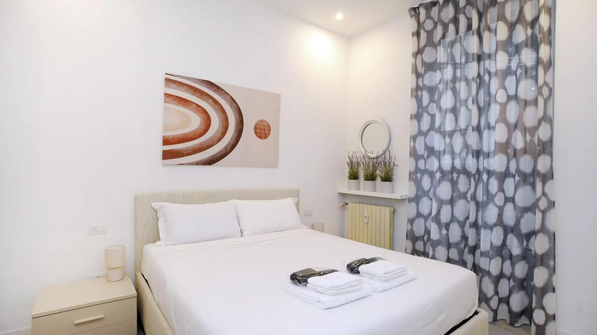 Lanzone Apartment Milan