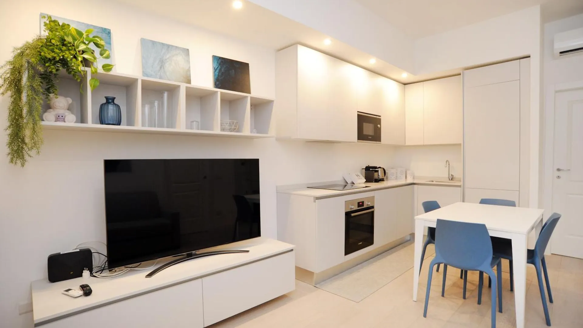 Lanzone Apartment Milan Italy