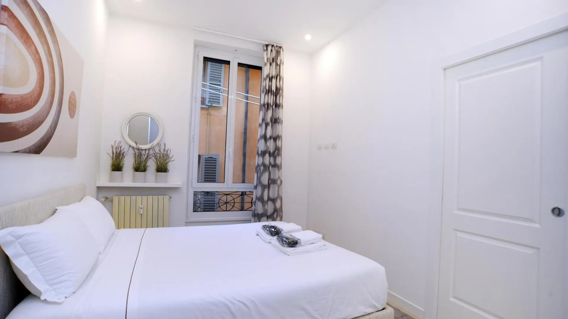 Lanzone Apartment Milan 0*,