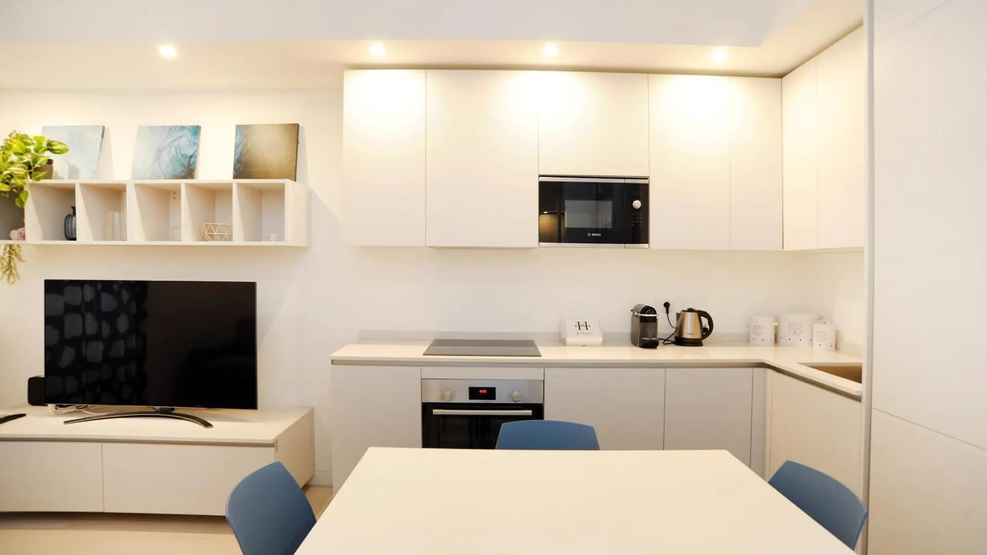 Lanzone Apartment Milan 0*,